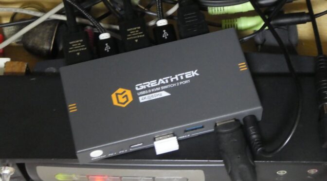 HDMI用KVMスイッチ